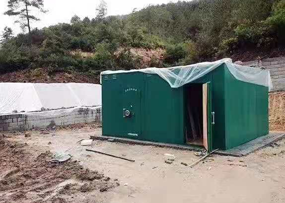 天心露天如何存放爆破线放炮线等爆破器材？