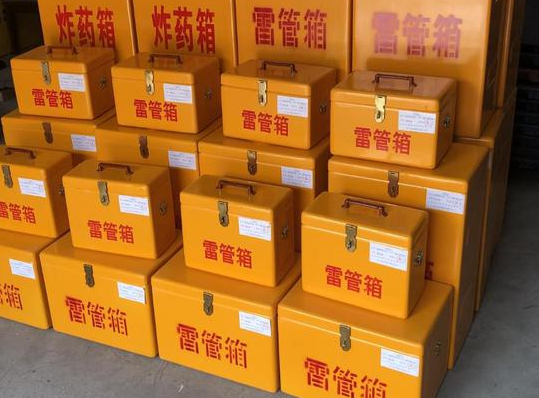 天心玻璃钢雷管箱的使用寿命一般是多少？